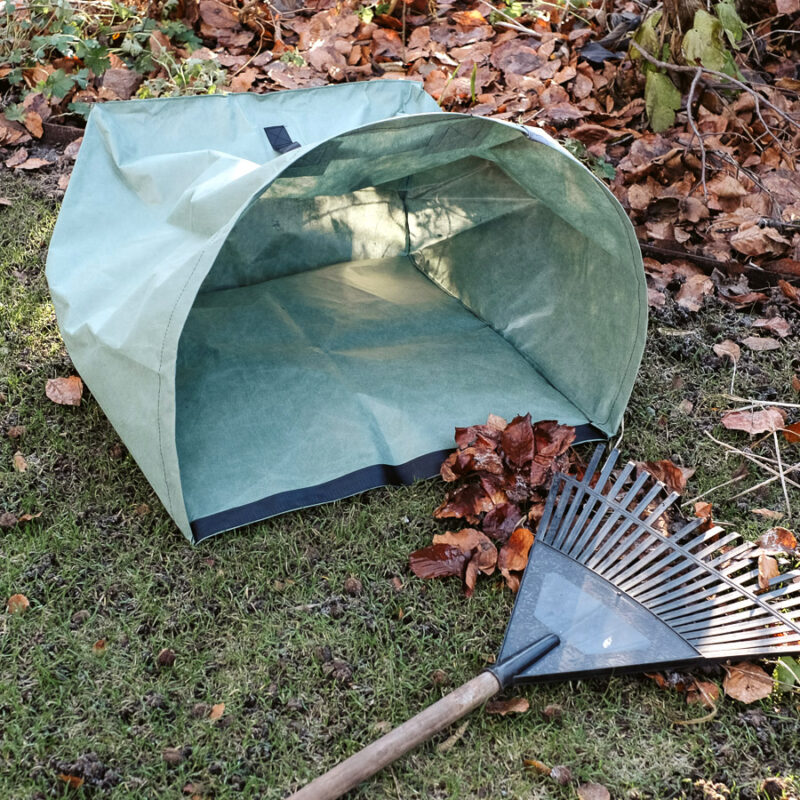 Leaf collecting bag made from recycled PET