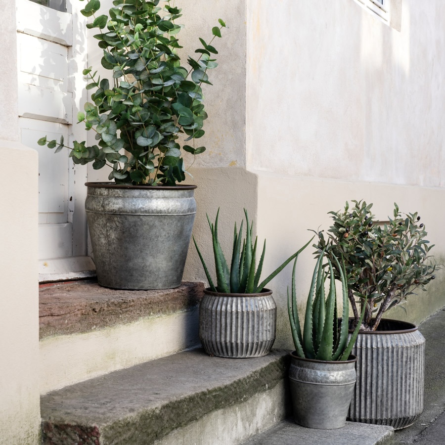 Madam Stoltz Round Galvanized Planters 23R10021-2